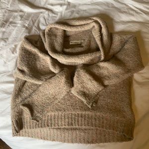 Cropped byCorpus Sweater